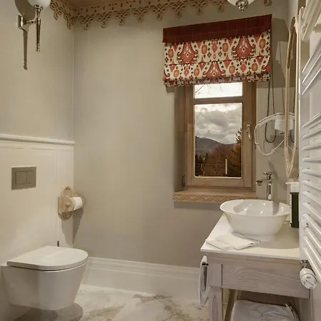 Bed & Breakfast Na Kozincu Luxury & With Mountain View
