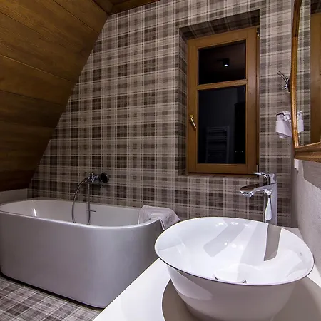 לינה וארוחת בוקר Na Kozincu