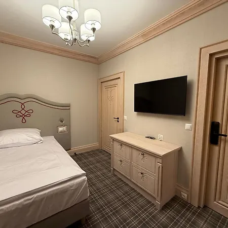 Na Kozincu 3* זקופאנה