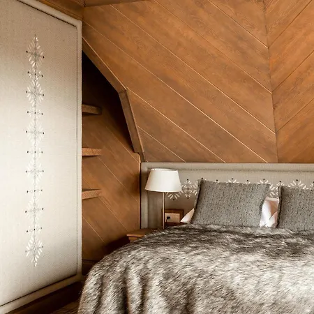 Na Kozincu לינה וארוחת בוקר 3*