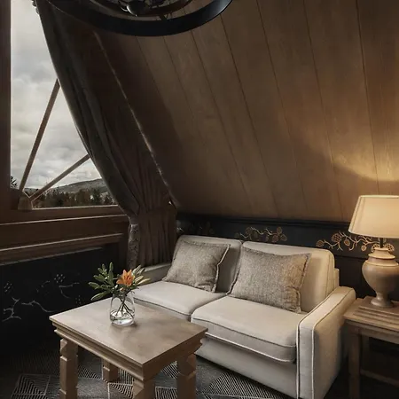 Na Kozincu Luxury & With Mountain View Отель типа 