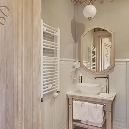 Na Kozincu Bed & Breakfast 3*