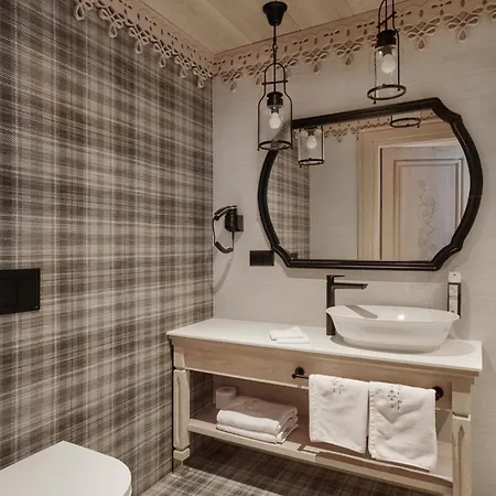 Na Kozincu Luxury & With Mountain View Отель типа 
